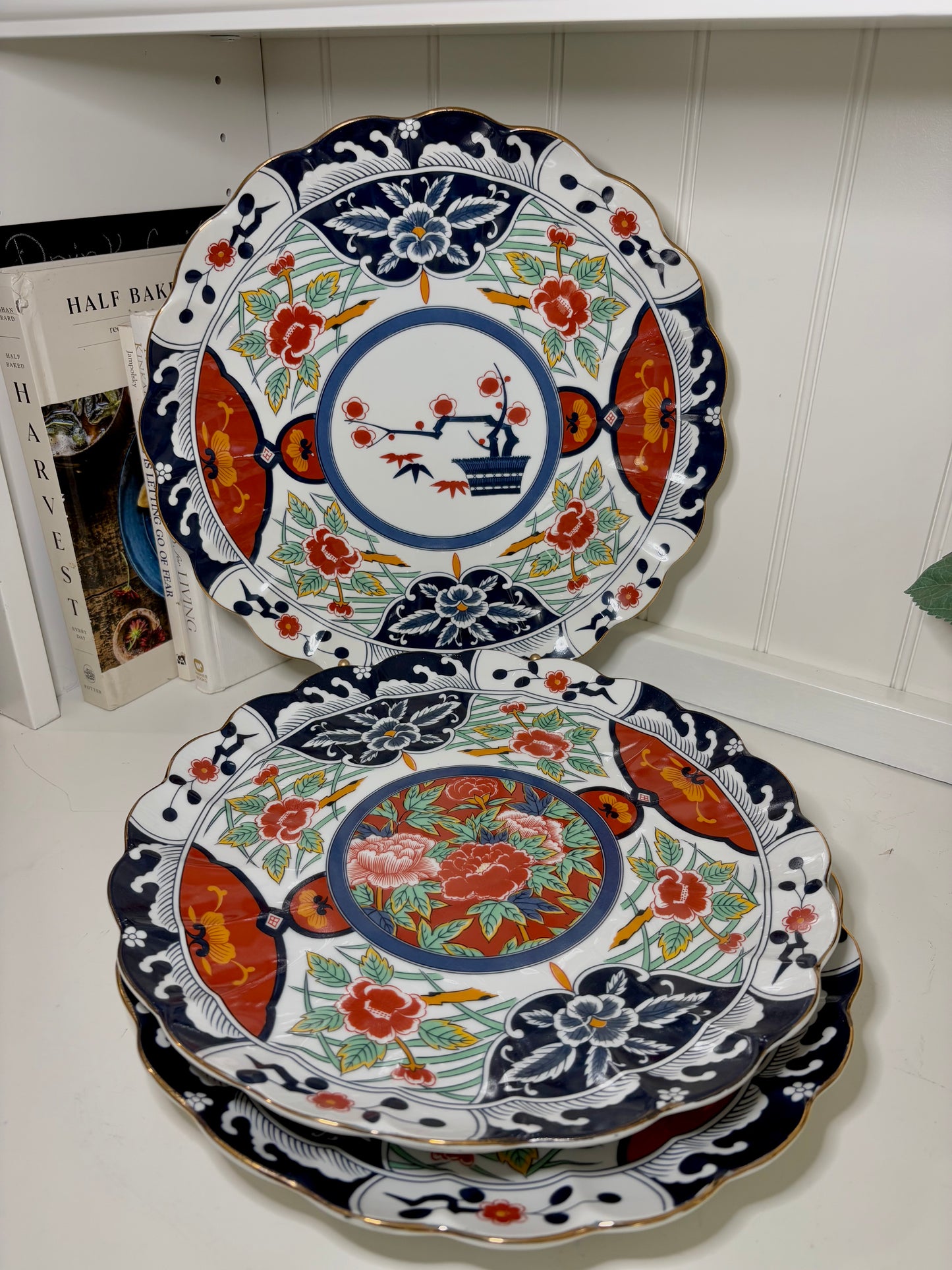 1 Arita Imari plate