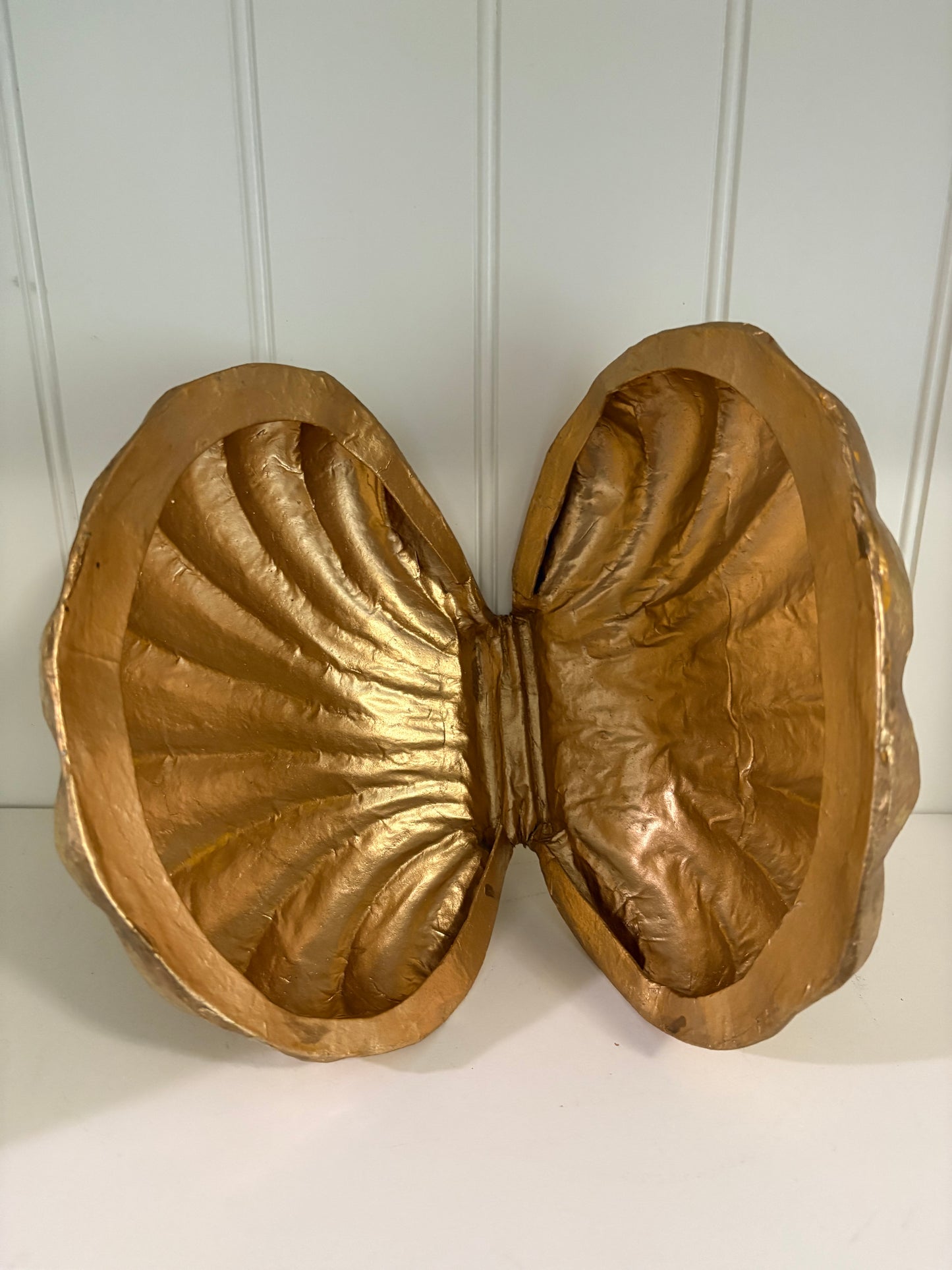Paper Mache Clam Shell box